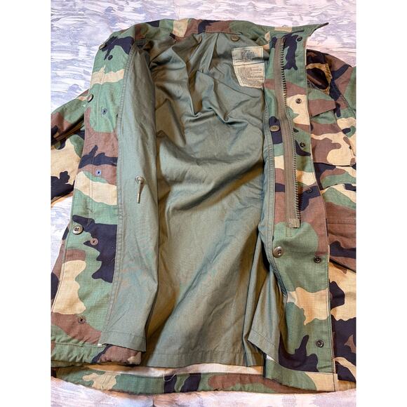 US ARMY Cold Weather Field Jacket Coat Woodland Camouflage Medium Long Y2K Gift - Picture 12 of 16
